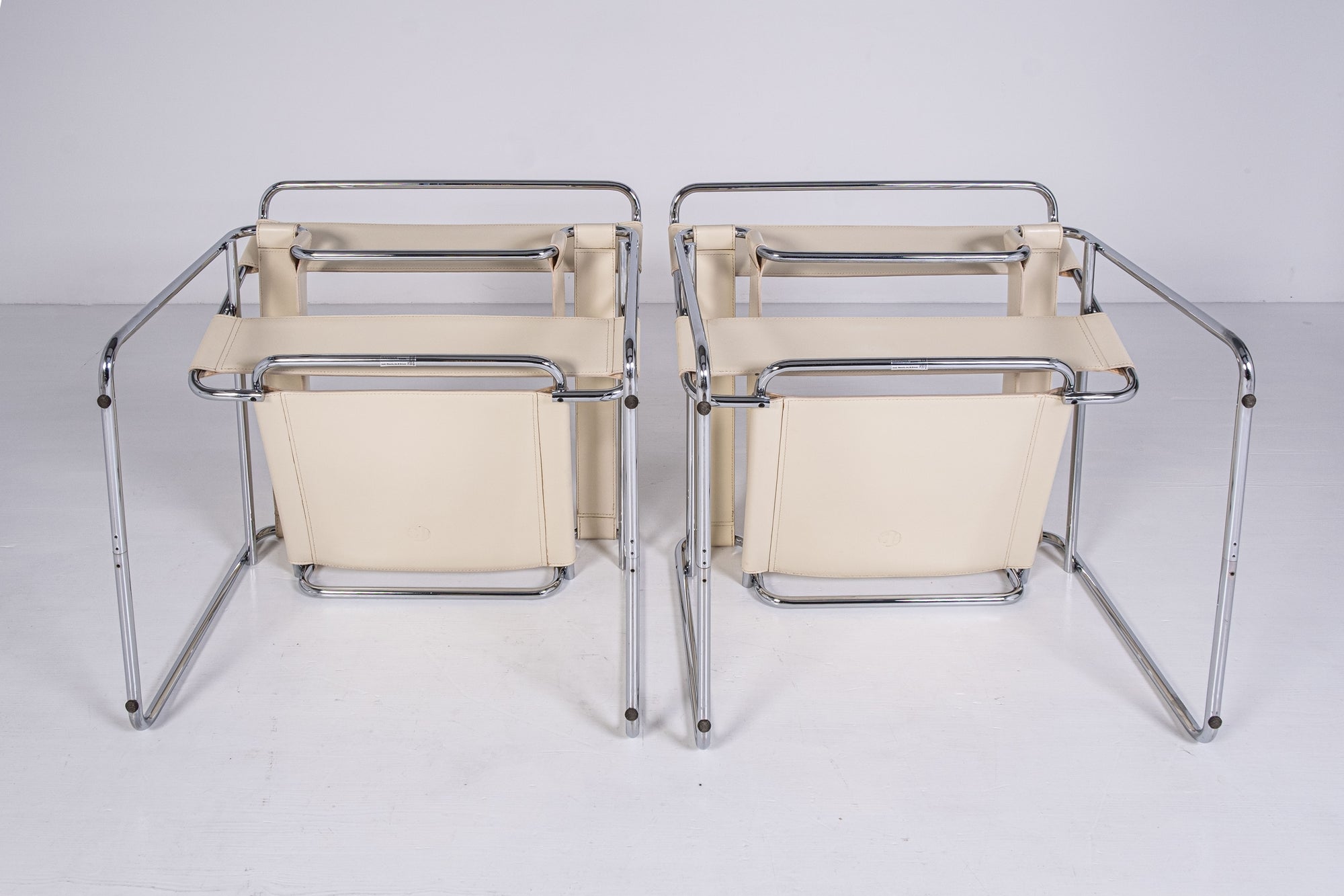 Gavina Wassily Bianche