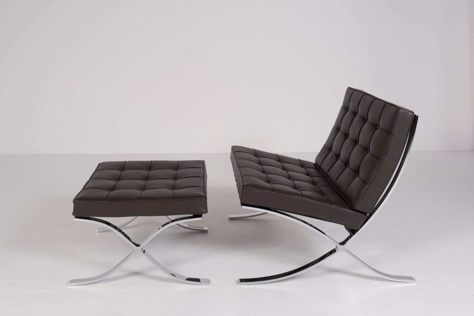 Barcelona Chair + Ottoman