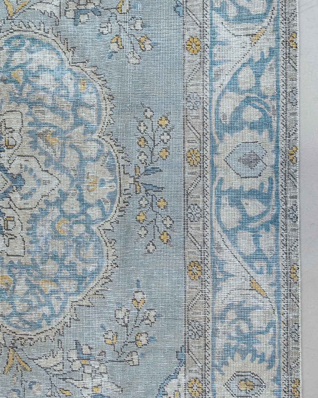 Tabriz Persian Carpet Dusty Blue & Ivory Medallion