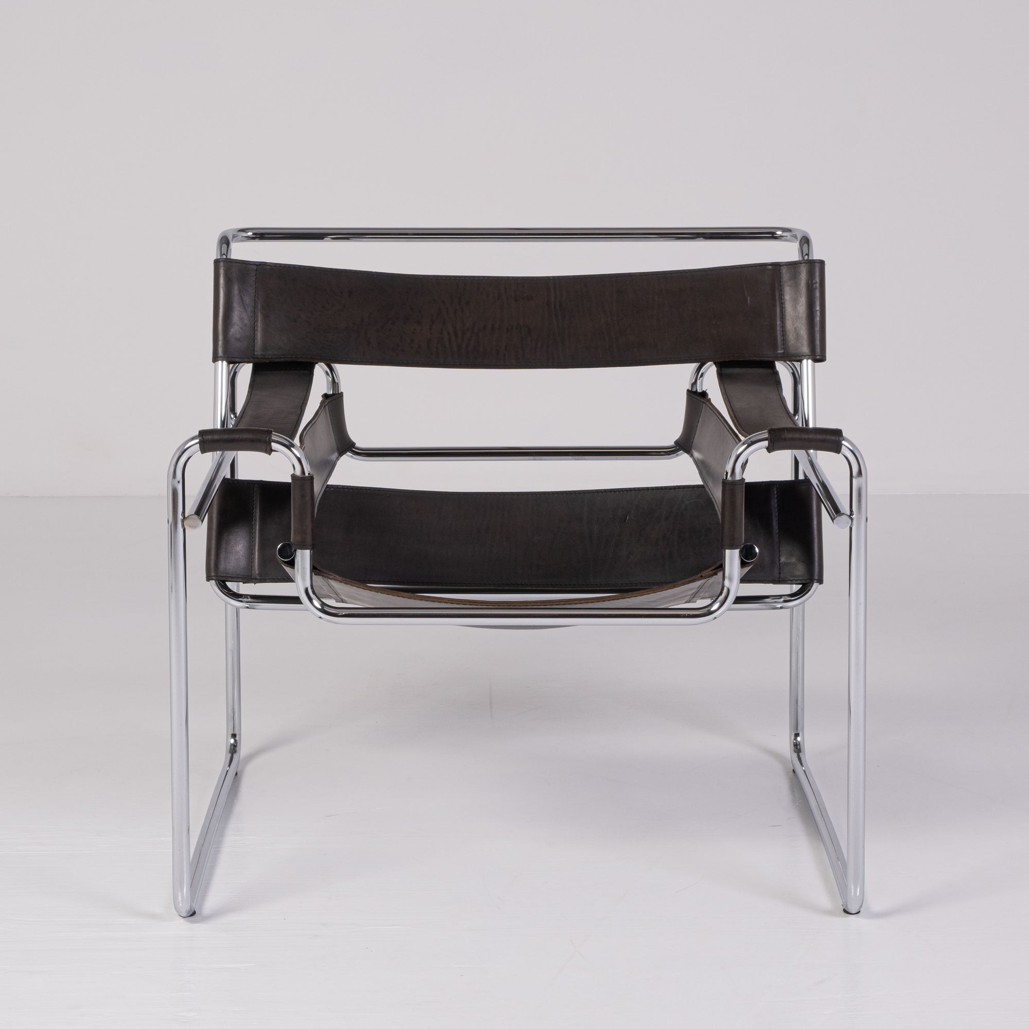 Gavina Wassily Chocolate