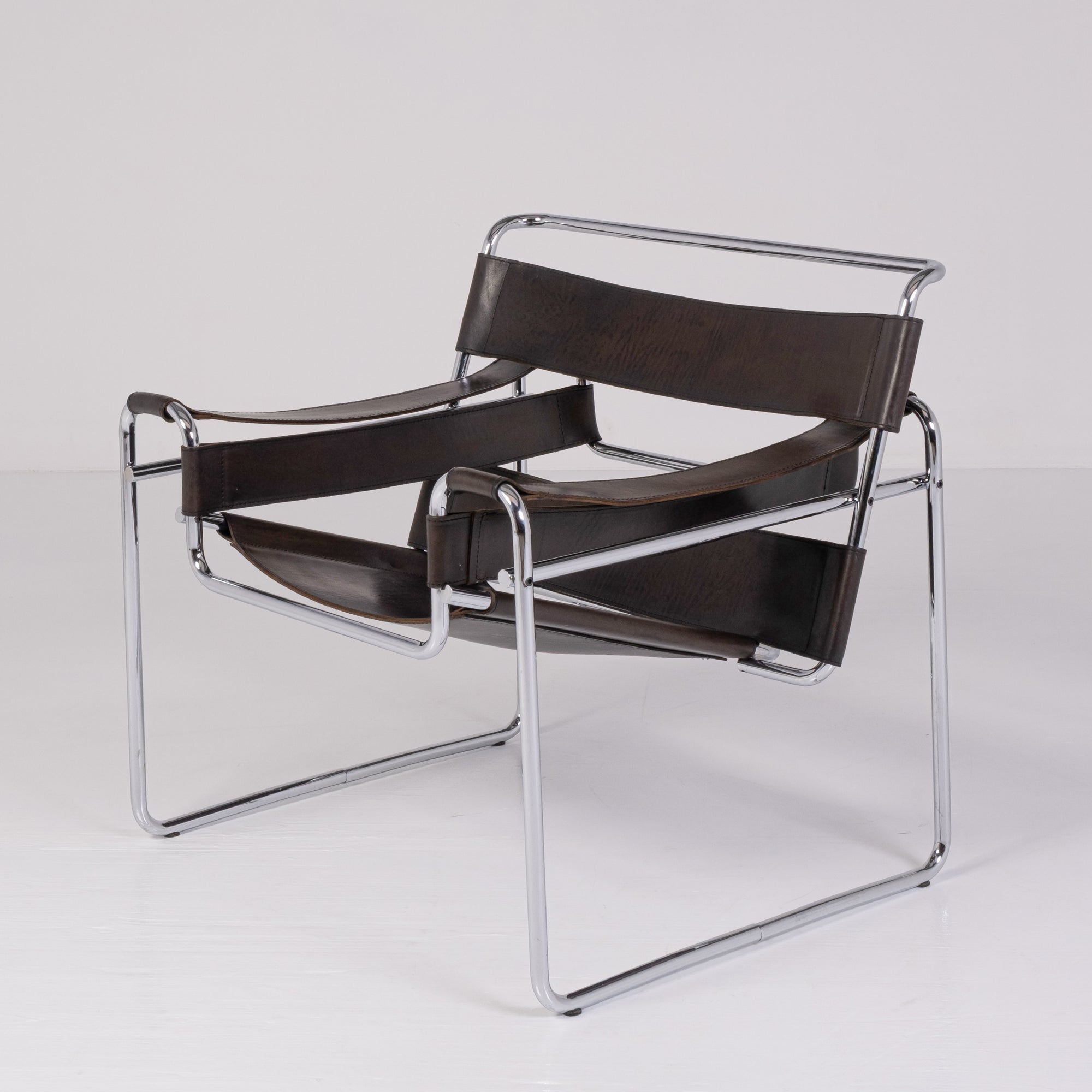 Gavina Wassily Chocolate