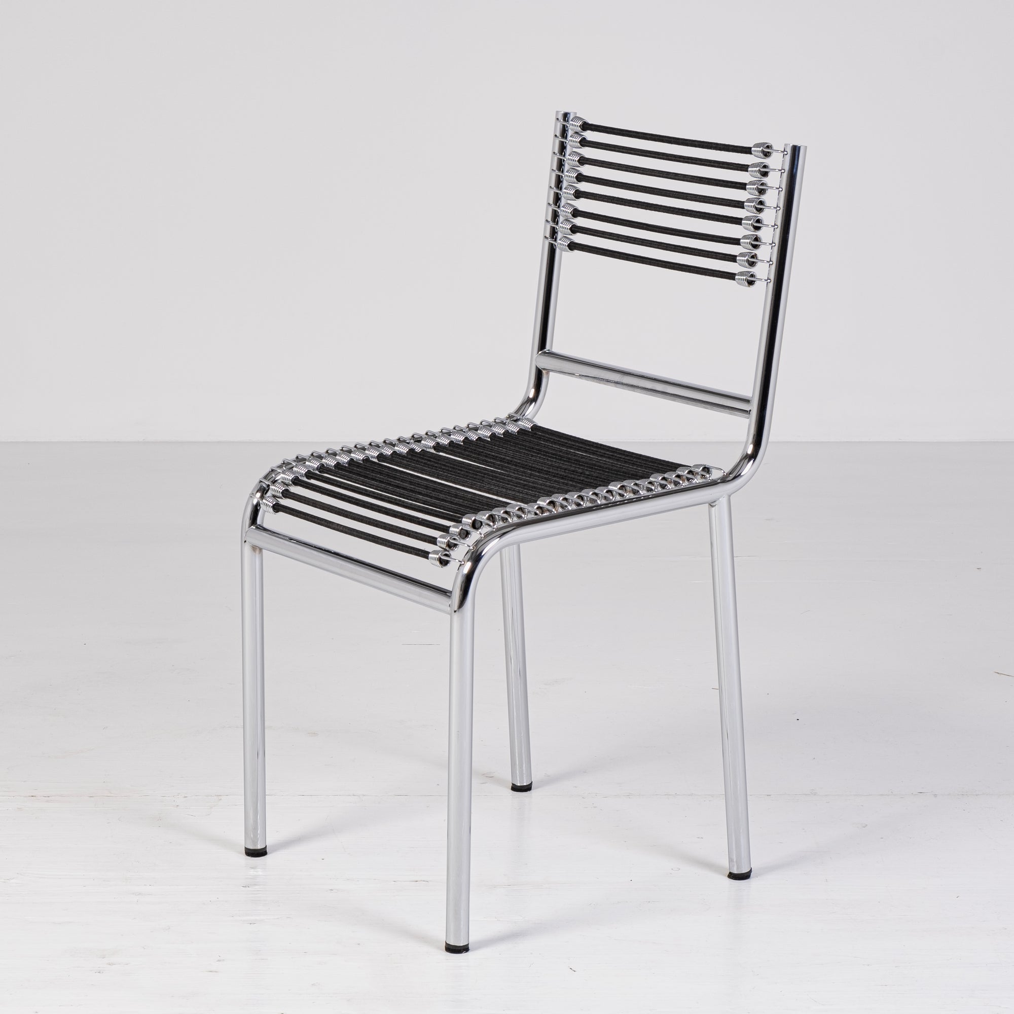 Sandows Black- René Herbst