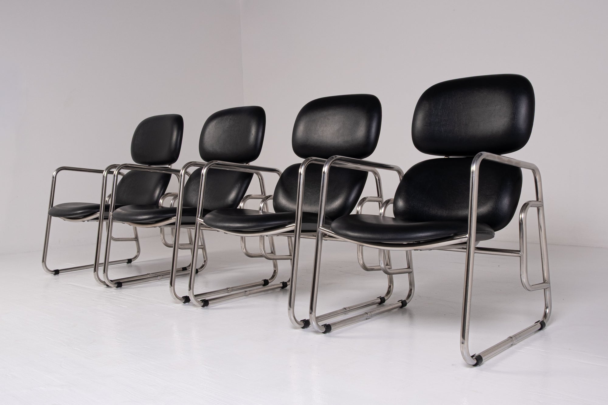 Italian Lounge Chair Set