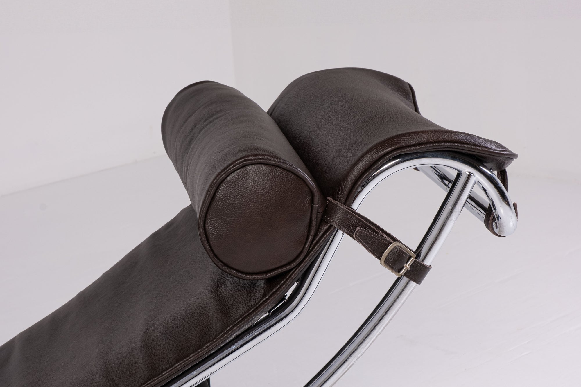 Cassina LC4 in Dark Brown Leather