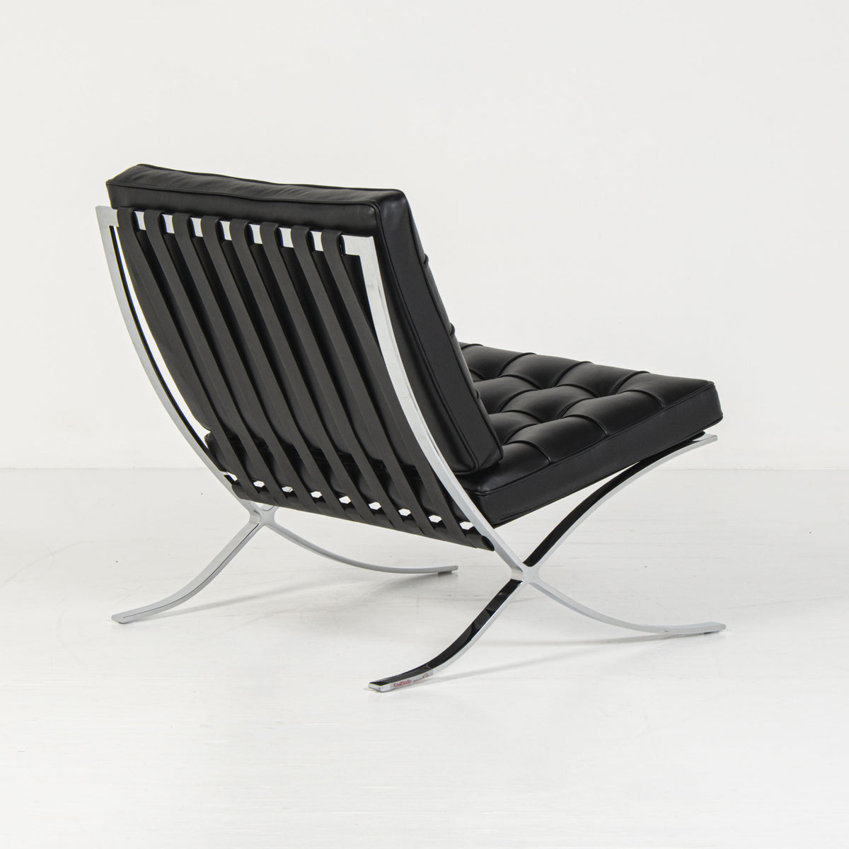 Barcelona Chair Black by Knoll, view 2 of 10, vintage, Assembly Vintage Dubai