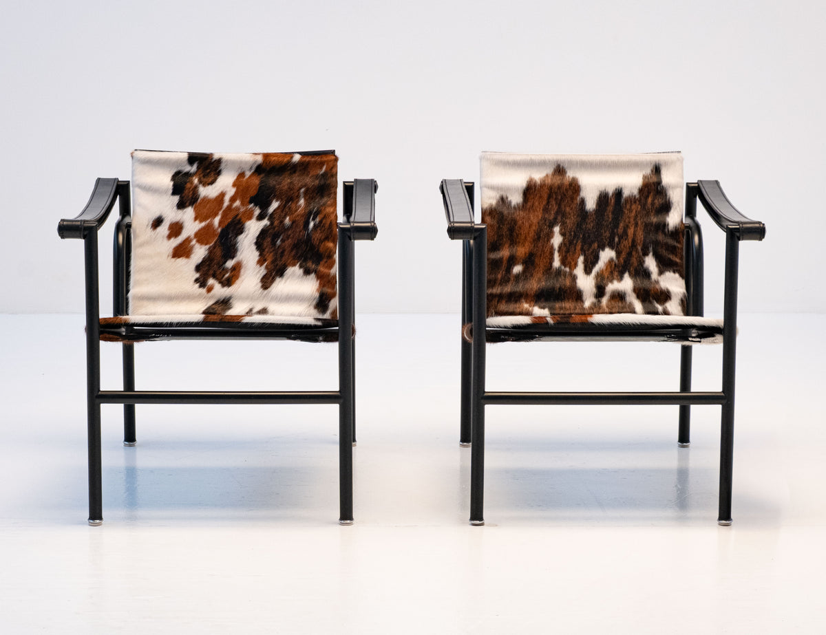 Cassina LC1 Cavallino Pair