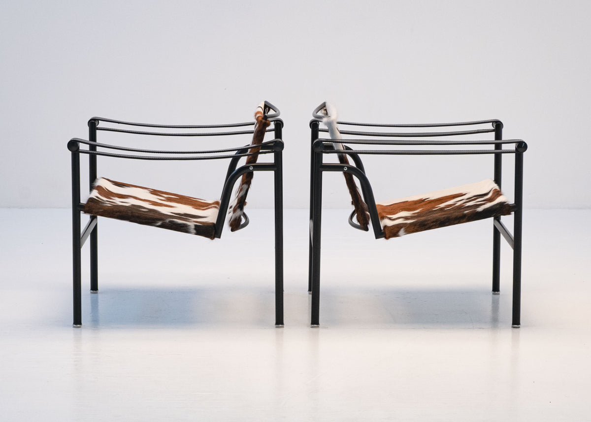 Cassina LC1 Cavallino Pair