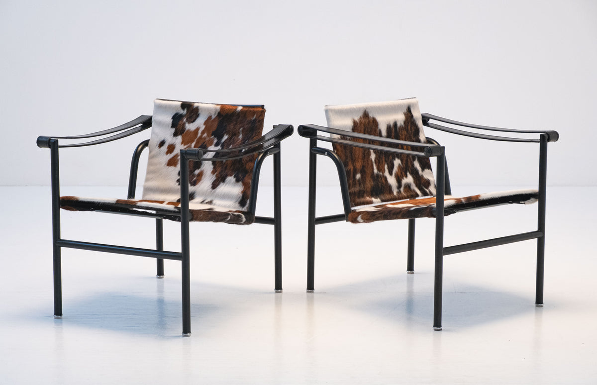 Cassina LC1 Cavallino Pair