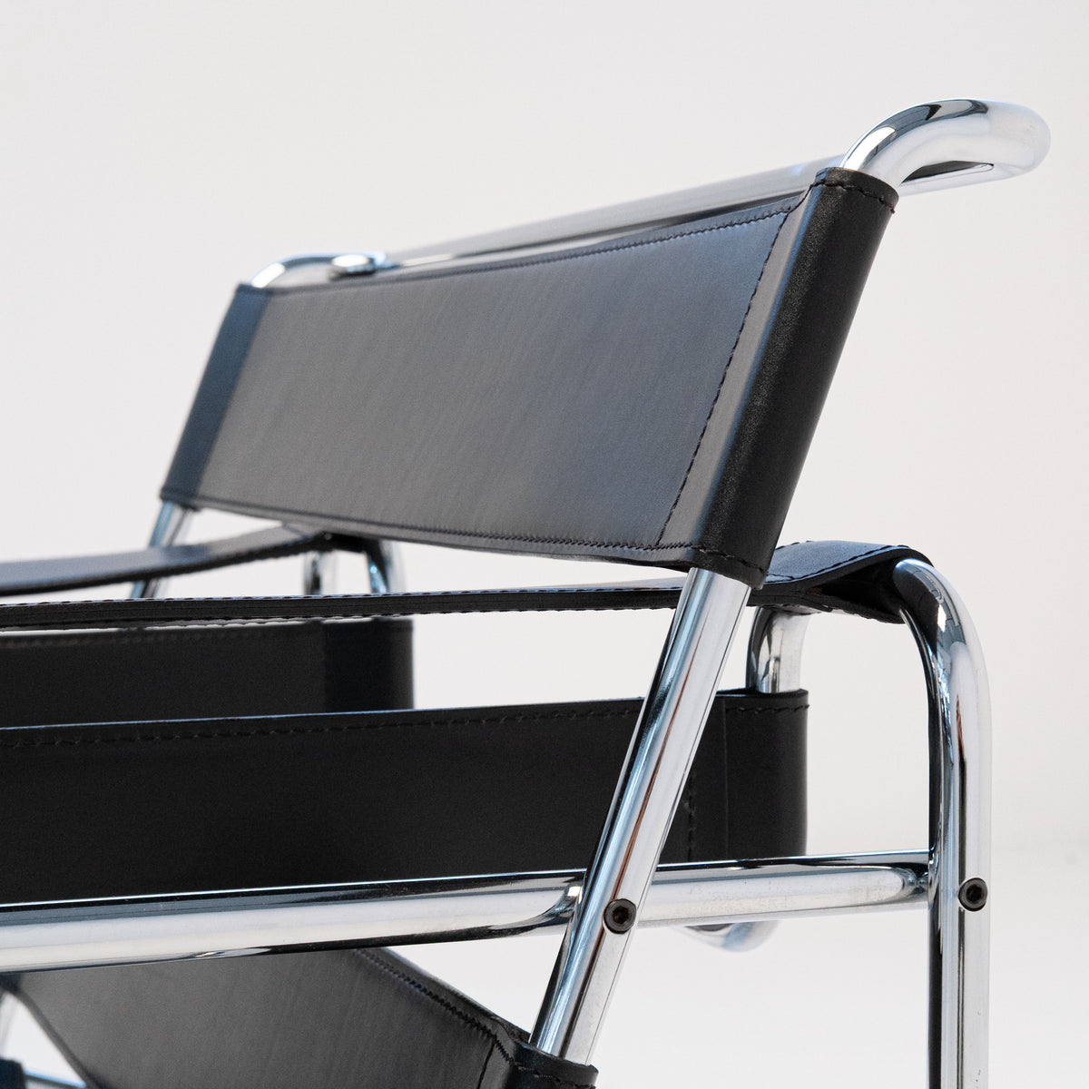 Knoll Wassily Black