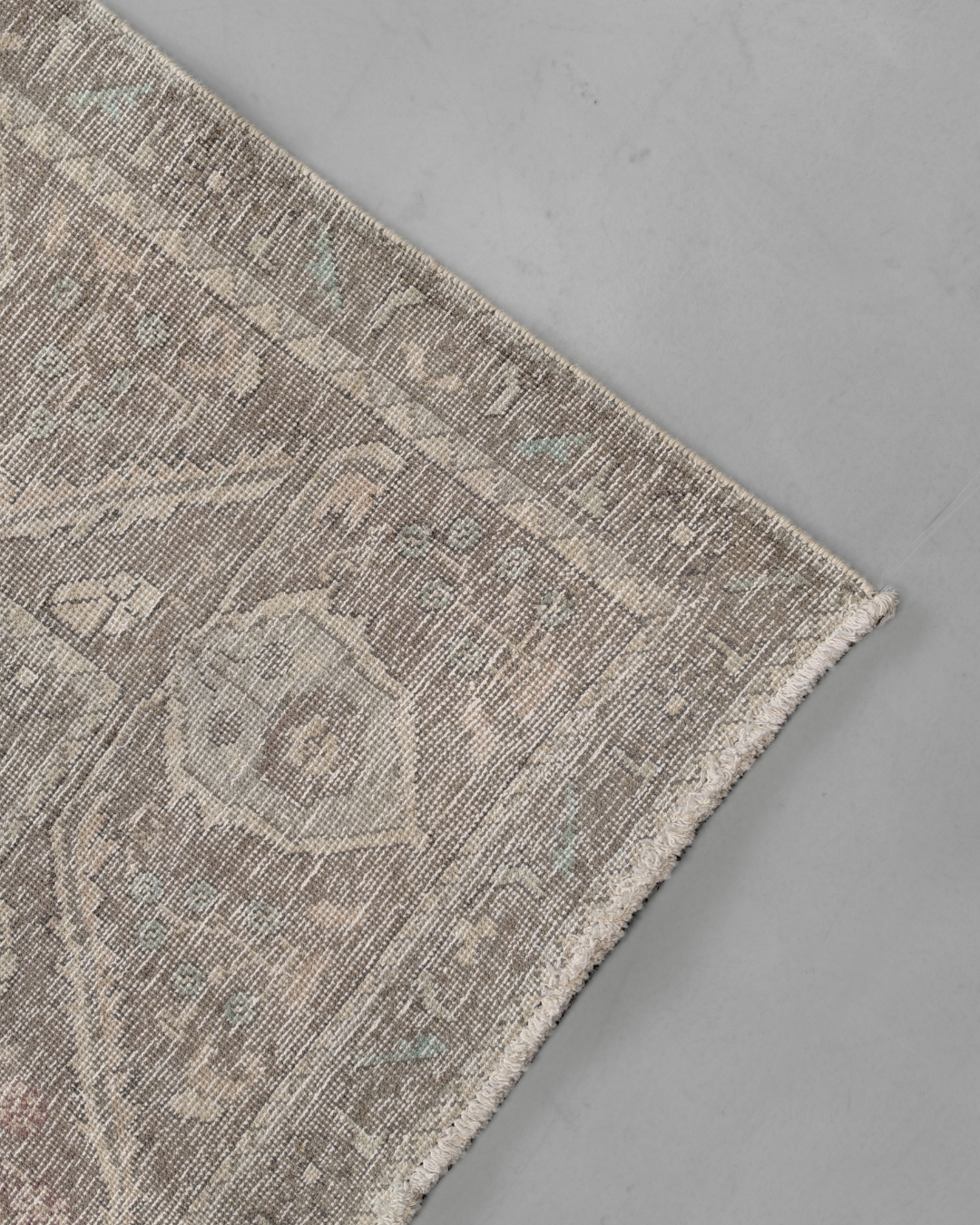 Tabriz Persian Carpet Taupe Beige Medallion