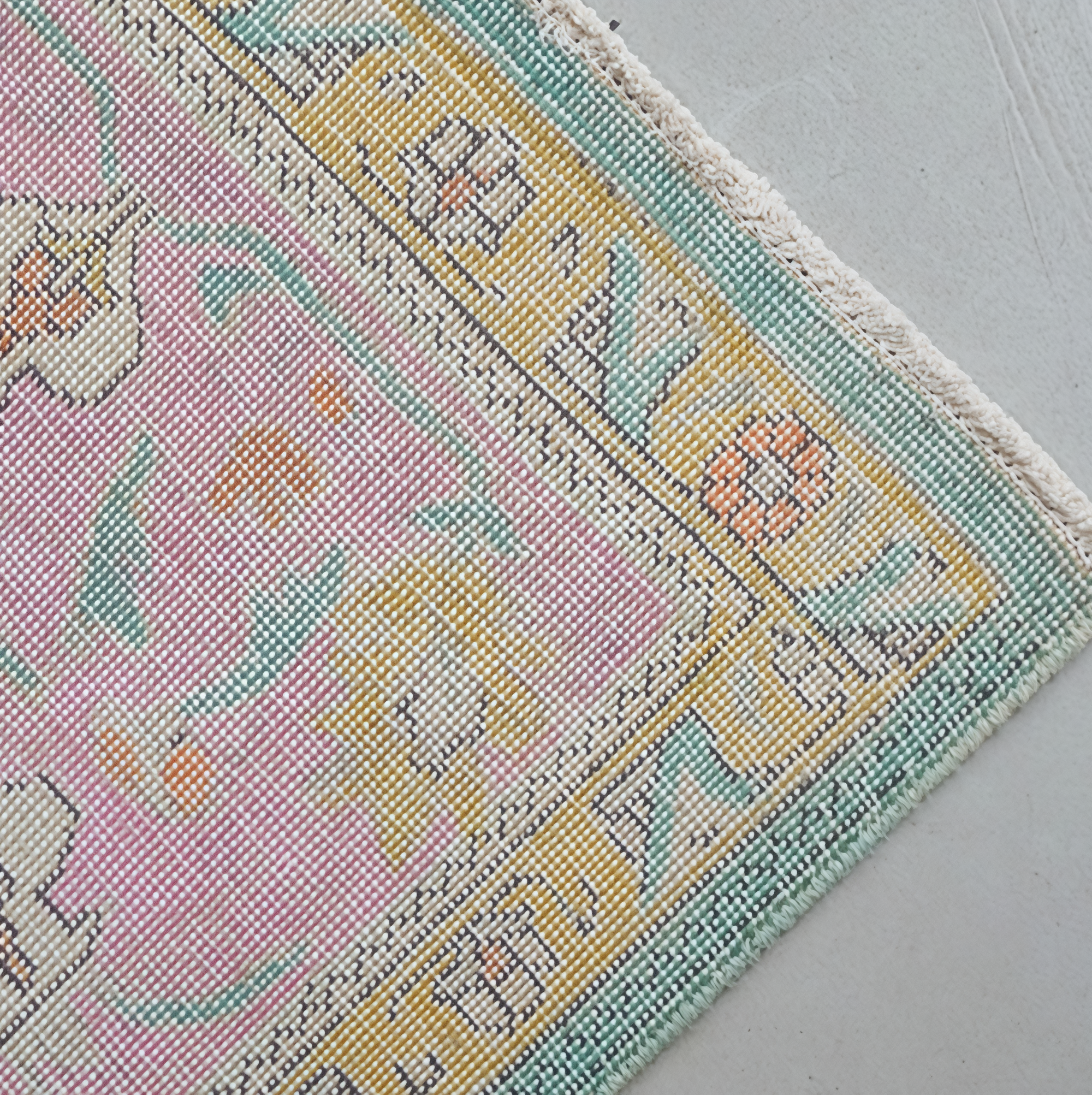 Tabrez Persian Carpet