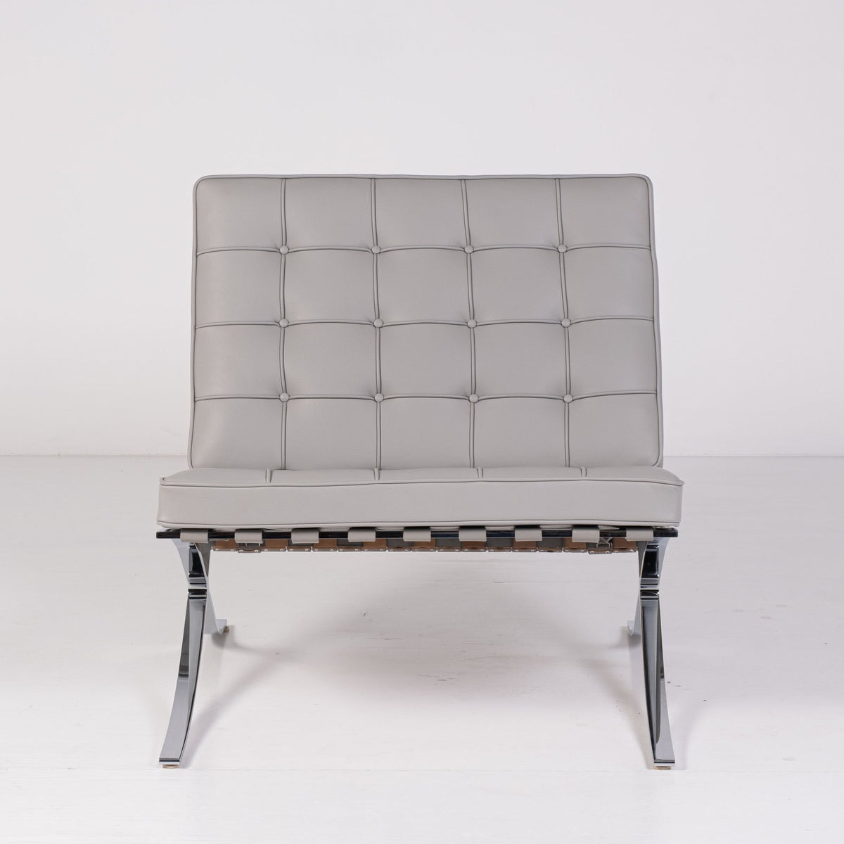Barcelona Chair by Knoll, view 2 of 7, vintage, Assembly Vintage Dubai