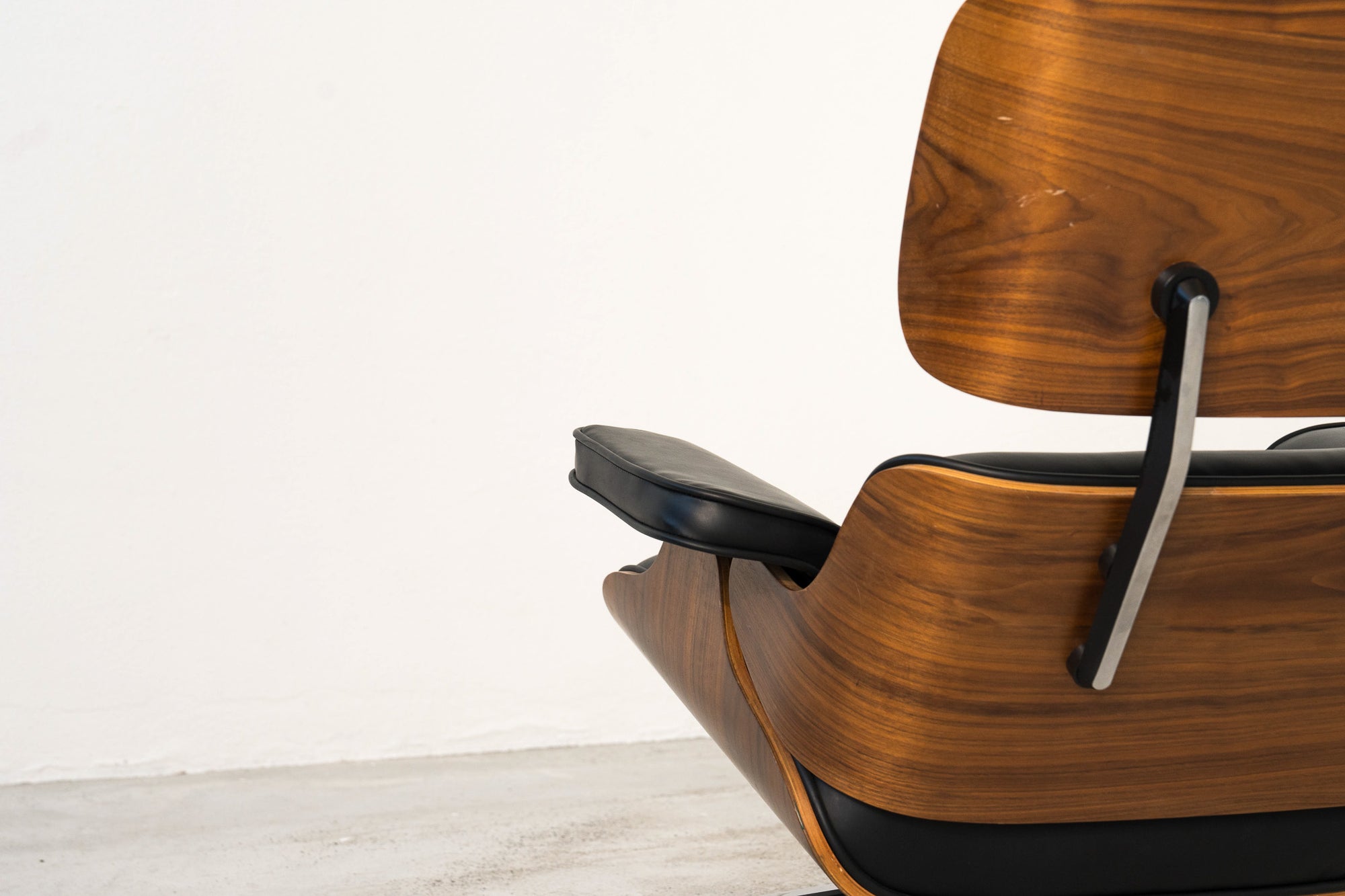 Eames Lounge Chair