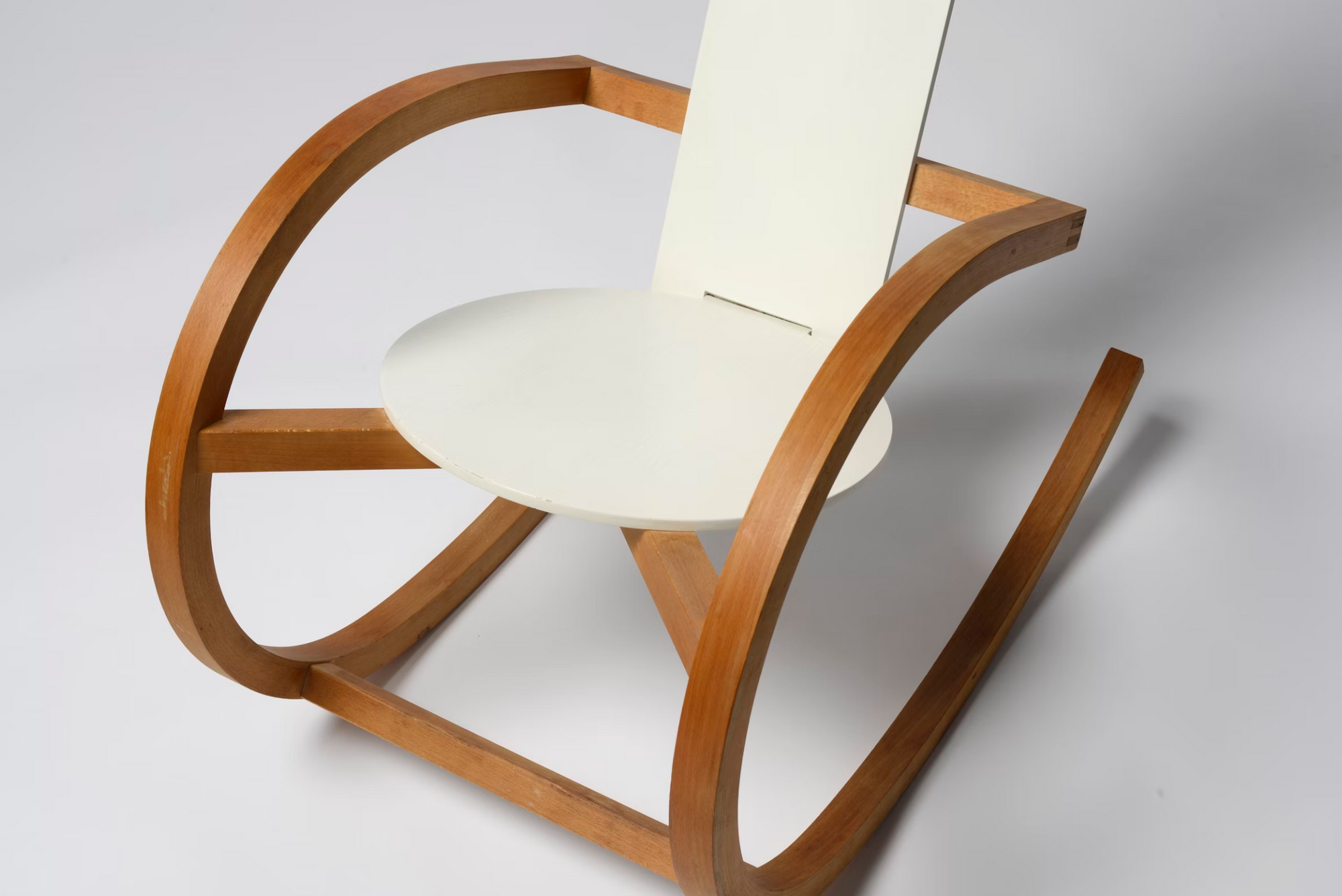 Rocking Chair J140