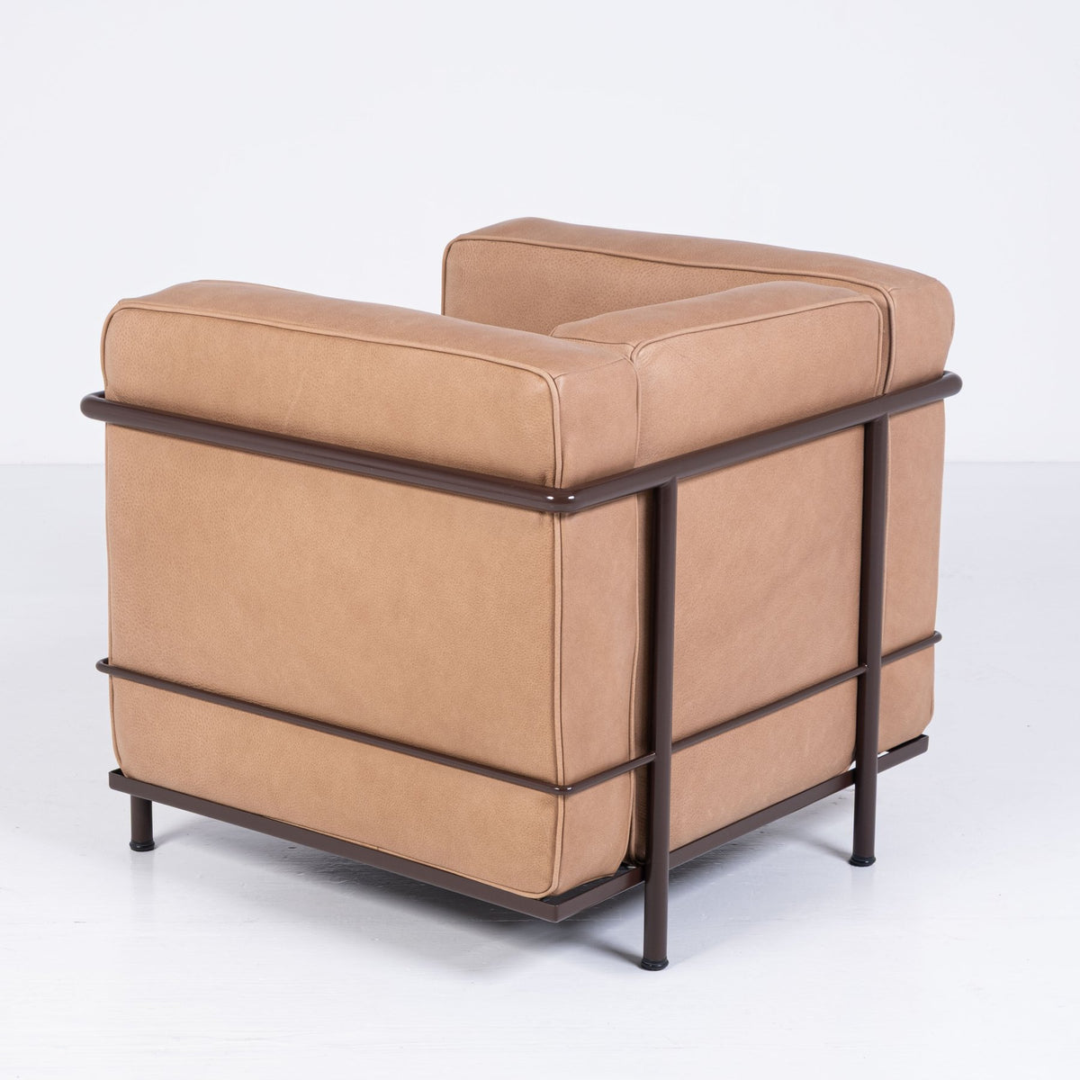 LC2 Armchair Pair by Cassina, view 2 of 5, vintage, Assembly Vintage Dubai